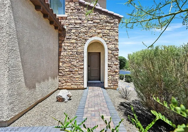 Photo 2 of Single family home for sale at 272 Finsbury Ct, Las Vegas, NV 89148 | MLS# 2812764 | Listing updated on 2026-08-27