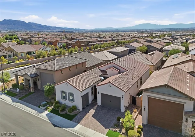 Photo 2 of Single family home for sale at 689 Corelli Cove St, Henderson, NV 89011 | MLS# 2811869 | Listing updated on 2026-09-27