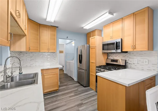 Photo 4 of Townhouse for sale at 6905 Coral Rock Dr, Las Vegas, NV 89108 | MLS# 2811770 | Listing updated on 2026-08-28
