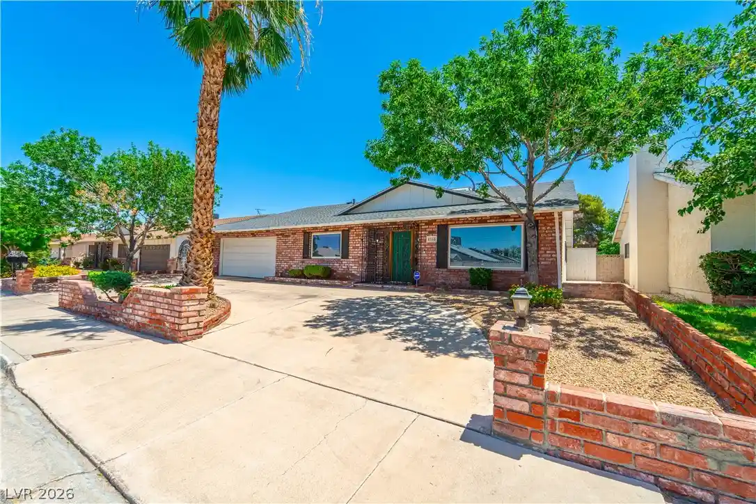 Photo 1 of Sale Pending at 4656 Skyland Dr, Las Vegas, NV 89121 | MLS# 2813021 | Listing updated on 2026-10-27
