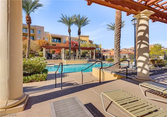 Listing Photo 2 - Condo for sale in building located at 30 SE Strada Di Villaggio, Henderson, NV 89011 - Unit #229