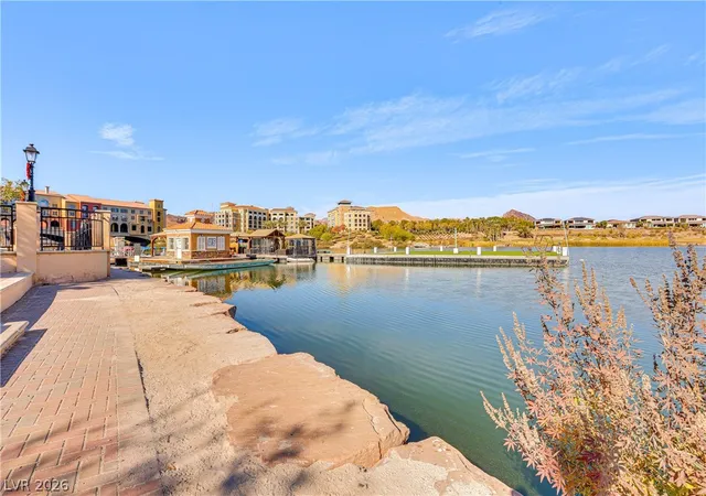 Listing Photo 4 - Condo for sale in building located at 30 SE Strada Di Villaggio, Henderson, NV 89011 - Unit #229