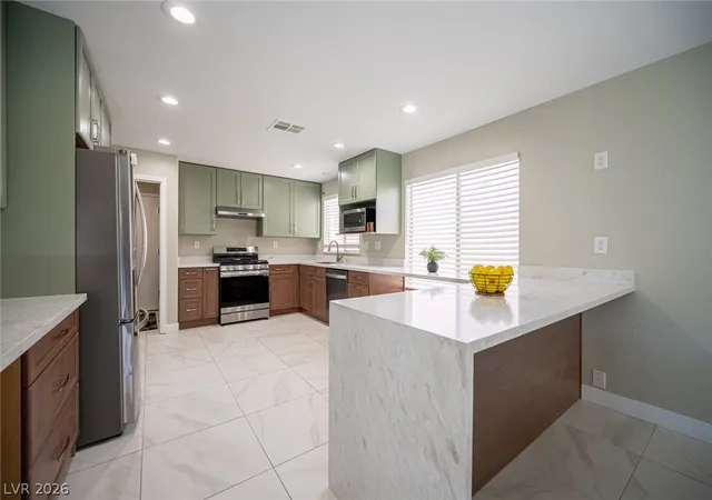 Photo 3 of Single family home for sale at 3725 Shanagolden St, Las Vegas, NV 89129 | MLS# 2813240 | Listing updated on 2026-08-29