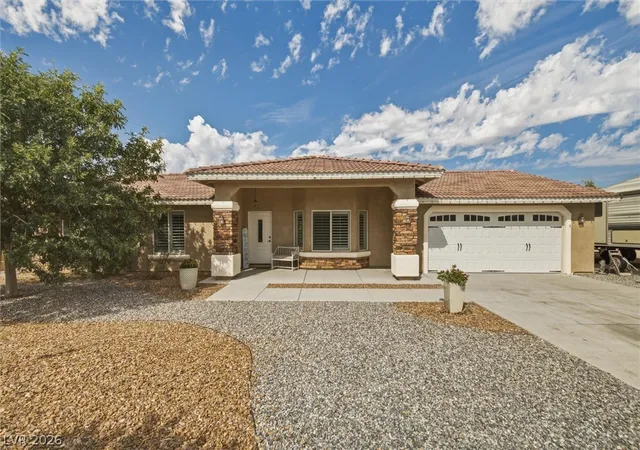 Photo 3 of Single family home for sale at 2400 S Zuni Ave, Pahrump, NV 89048 | MLS# 2813291 | Listing updated on 2026-09-01