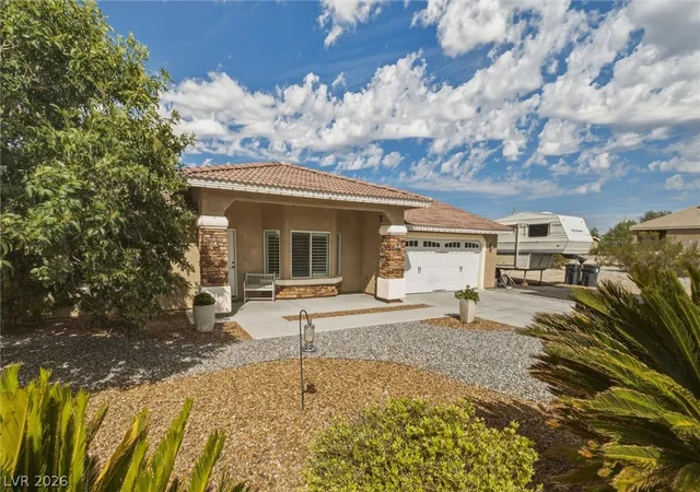 Photo 4 of Single family home for sale at 2400 S Zuni Ave, Pahrump, NV 89048 | MLS# 2813291 | Listing updated on 2026-09-01