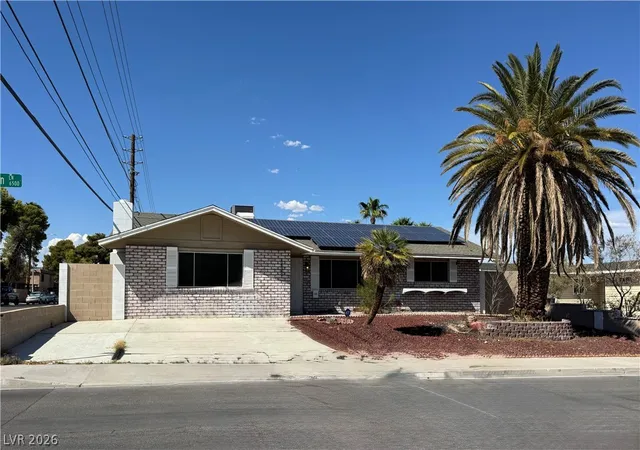 Photo 1 of Single family home for sale at 6536 Aberdeen Ln, Las Vegas, NV 89107 | MLS# 2812368 | Listing updated on 2026-08-30