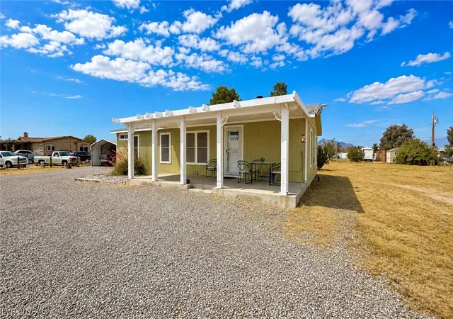 Photo 2 of Manufactured home for sale at 4080 W Prospector Ln, Pahrump, NV 89048 | MLS# 2813671 | Listing updated on 2026-09-01