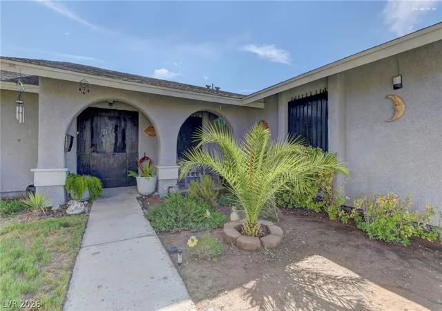 Photo 3 of Single family home for sale at 1908 Niblick Cir, Las Vegas, NV 89142 | MLS# 2813525 | Listing updated on 2026-09-01