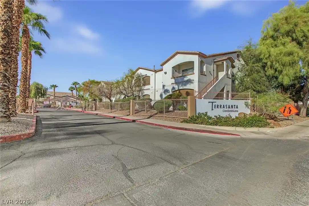 Condo for sale at 5655 E Sahara Ave #1069, Las Vegas, NV 89142 | MLS# 2813803
