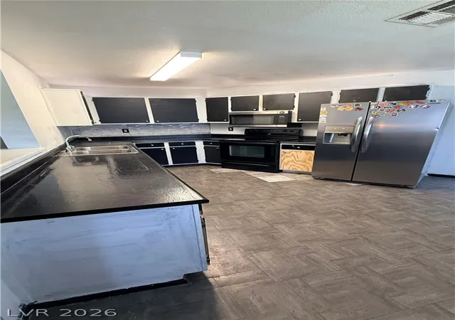Photo 3 of Condo for sale at 5161 Pioneer Ave #202, Las Vegas, NV 89146 | MLS# 2810755 | Listing updated on 2026-09-01