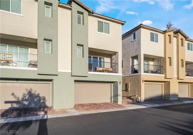 Photo 3 of Townhouse for sale at 6818 Truffle Gray St, Las Vegas, NV 89148 | MLS# 2809413 | Listing updated on 2026-09-01