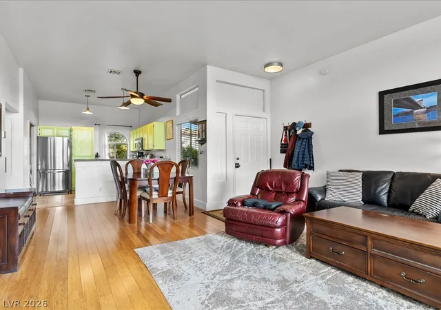 Photo 4 of Condo for sale at 3125 N Buffalo Dr #2092, Las Vegas, NV 89128 | MLS# 2813480 | Listing updated on 2026-09-01