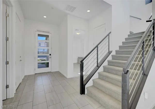 Photo 2 of Single family home for sale at 699 Glowing Horizon St, Henderson, NV 89052 | MLS# 2813888 | Listing updated on 2026-09-01