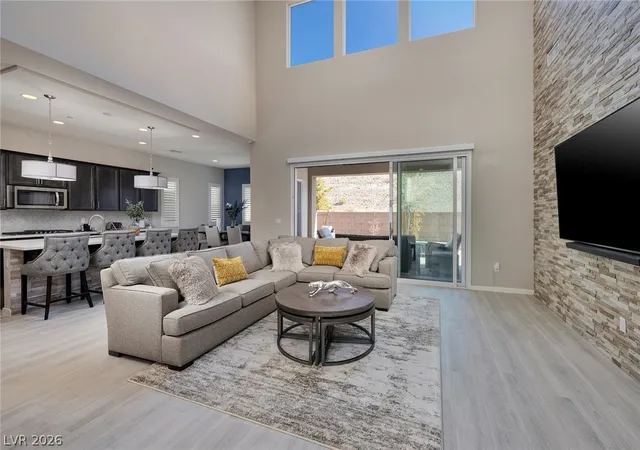 Photo 3 of Single family home for sale at 12 Hilltop Crst St, Henderson, NV 89011 | MLS# 2813958 | Listing updated on 2026-09-01