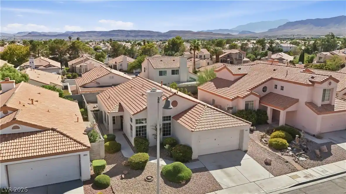 Photo 1 of Single family home for sale at 9817 Cross Crk Way, Las Vegas, NV 89117 | MLS# 2813913 | Listing updated on 2026-10-21