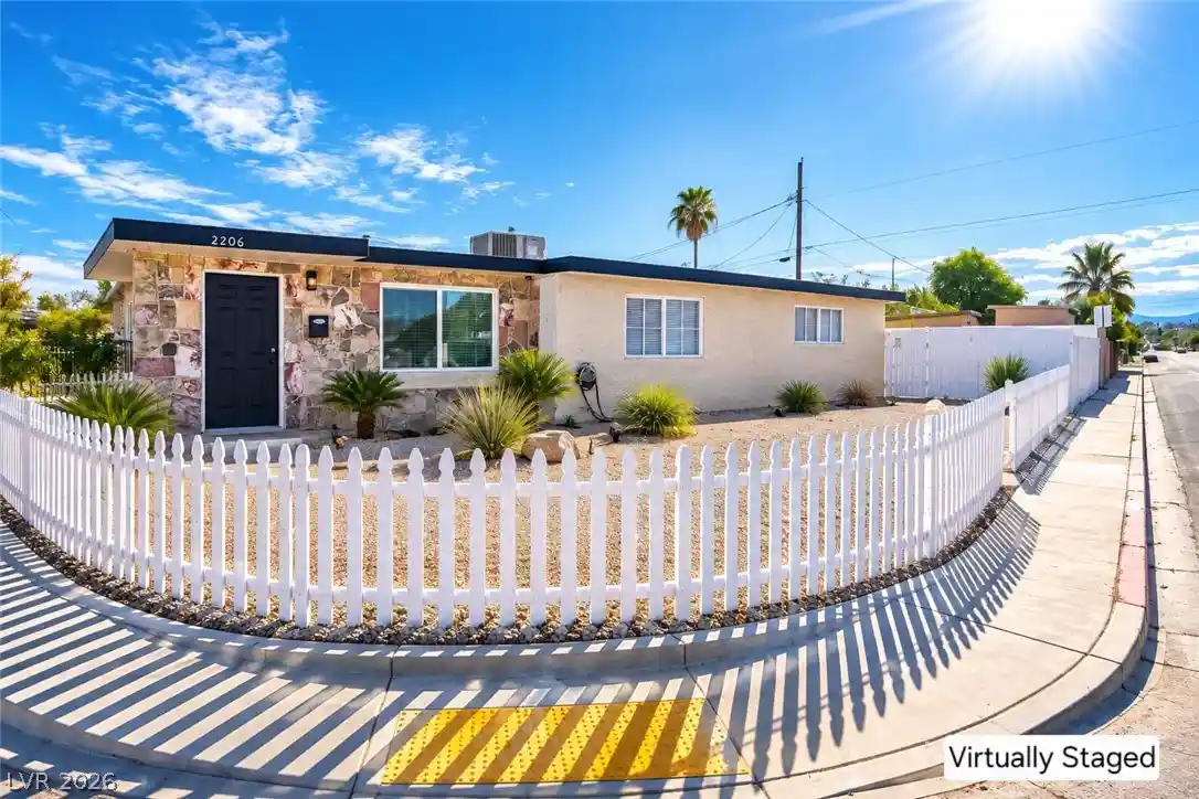 Photo 1 of Single family home for sale at 2206 E Oakey Blvd, Las Vegas, NV 89104 | MLS# 2817260 | Listing updated on 2026-10-24
