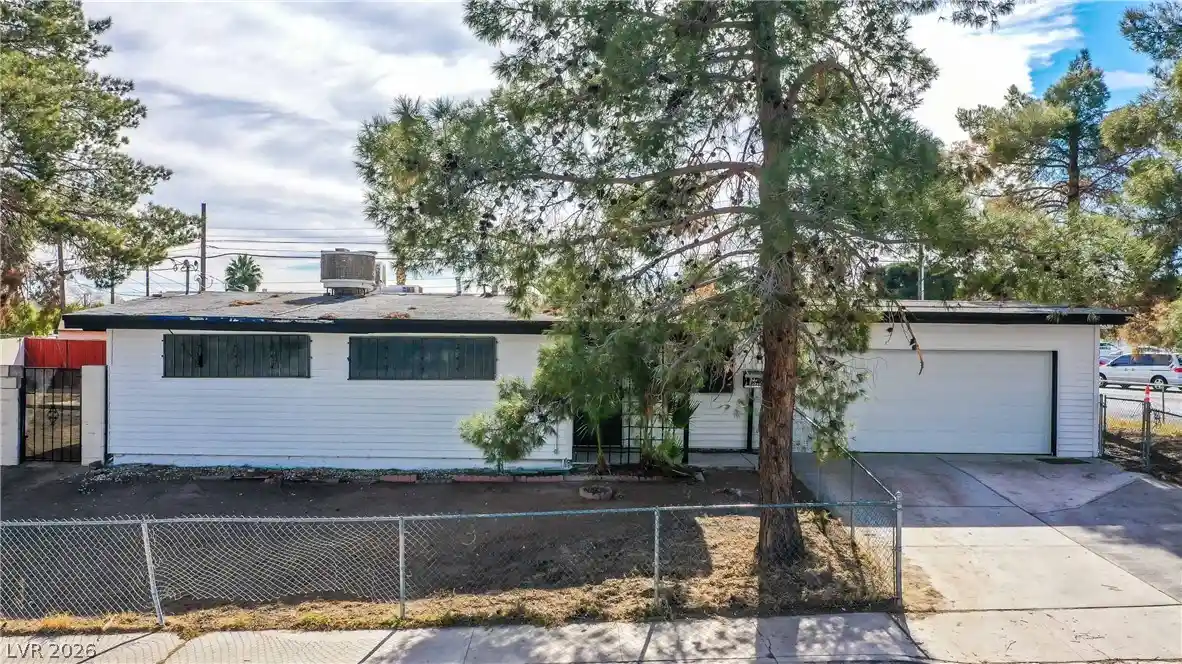 Single family home for sale at 612 Bruce St, Las Vegas, NV 89101 | MLS# 2818026