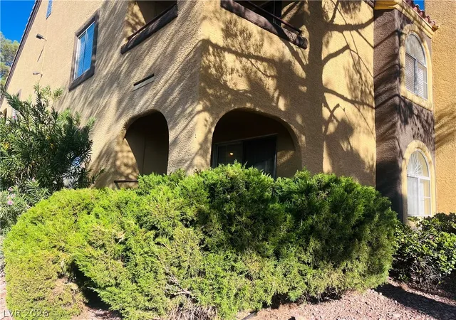 Photo 2 of Condo for sale at 7950 W Flamingo Rd #1109, Las Vegas, NV 89147 | MLS# 2818289 | Listing updated on 2026-10-11