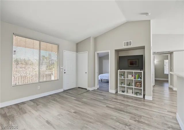 Listing Photo 2 - Condo for sale in building located at 1401 N Michael Wy, Las Vegas, NV 89108 - Unit #220
