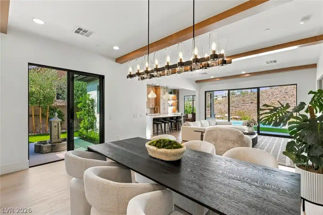 Photo 1 of Single family home for sale at 40 Stonemark Dr, Henderson, NV 89052 | MLS# 2817377 | Listing updated on 2026-10-28