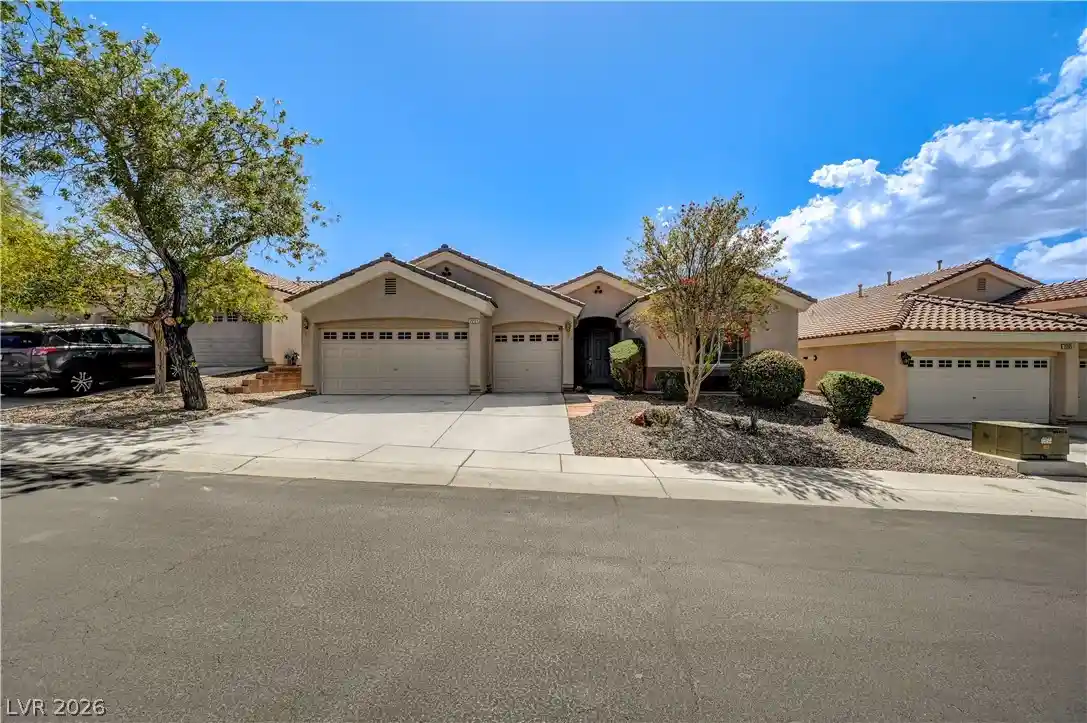 Photo 1 of Sale Pending at 2201 Double Tree Ave, Henderson, NV 89052 | MLS# 2816882 | Listing updated on 2026-10-12