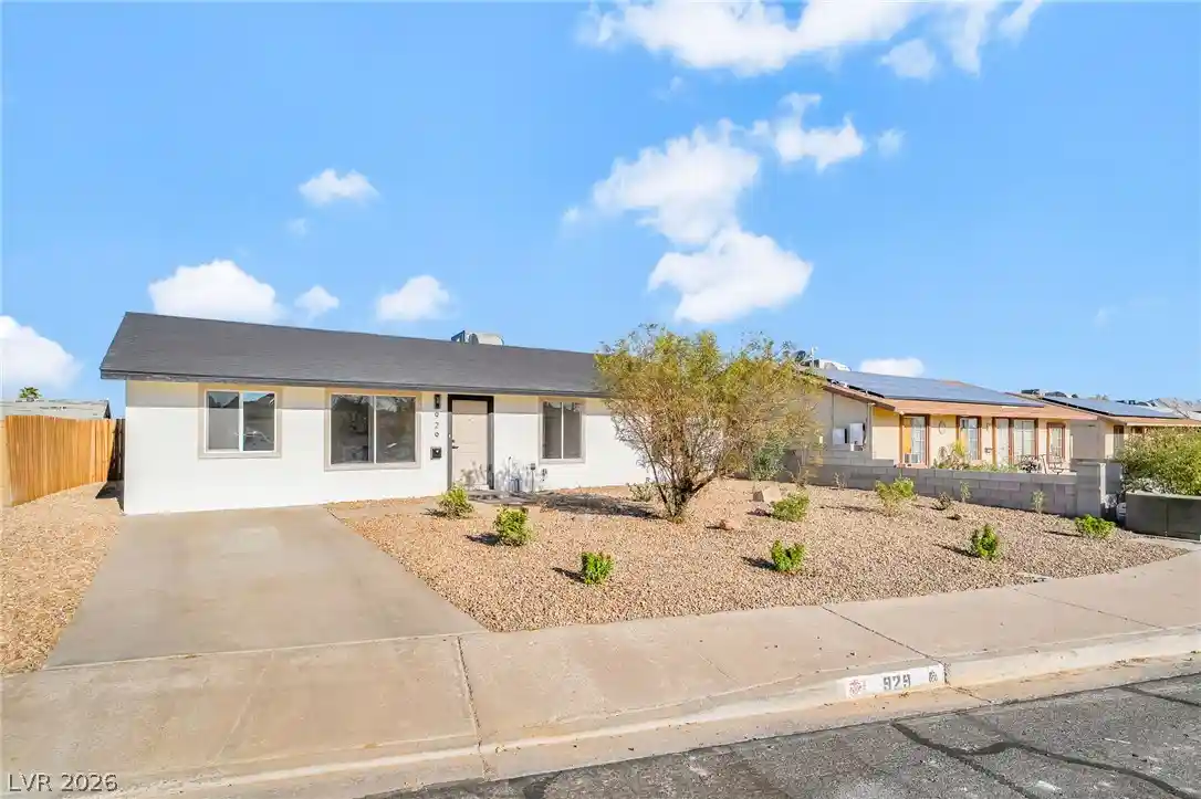 Single family home for sale at 929 Palmetto St, Henderson, NV 89015 | MLS# 2820080