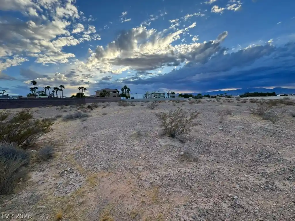 Land for sale at Mohawk, Las Vegas, NV 89118 | MLS# 2820237