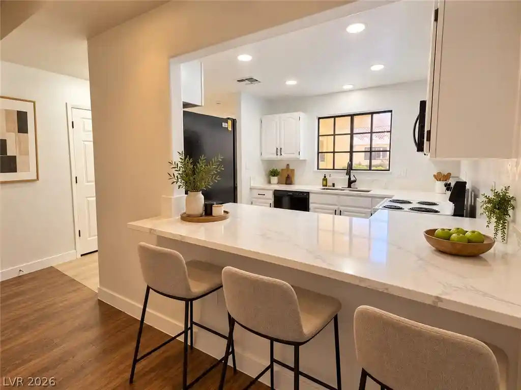 Listing Photo 1 - Condo for sale in 2851 S Vly Vw Blvd located at 2851 S Vly Vw Blvd, Las Vegas, NV 89102 - Unit #1188