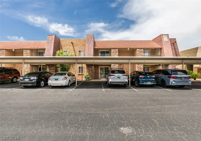 Listing Photo 4 - Condo for sale in building located at 5240 Indian River Dr, Las Vegas, NV 89103 - Unit #273