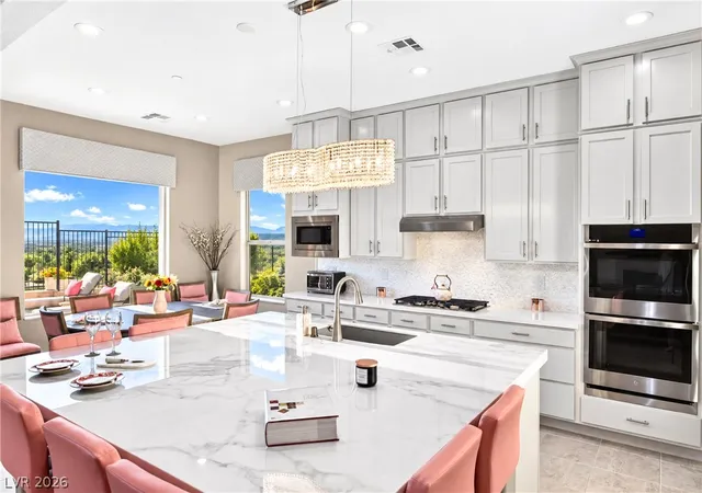Photo 2 of Single family home for sale at 39 Contrada Fiore Dr, Henderson, NV 89011 | MLS# 2821114 | Listing updated on 2026-10-12