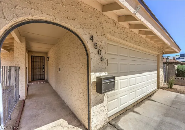 Photo 4 of Sale Pending at 4506 Palencia Ave, Las Vegas, NV 89121 | MLS# 2821489 | Listing updated on 2026-10-02