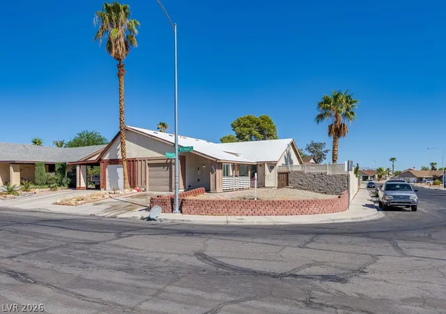 Photo 2 of Townhouse for sale at 7242 Vireo Dr, Las Vegas, NV 89147 | MLS# 2820852 | Listing updated on 2026-10-09