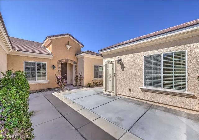 Photo 3 of Single family home for sale at 2079 Bliss Cor St, Henderson, NV 89044 | MLS# 2806061 | Listing updated on 2026-09-24