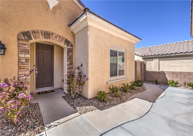 Photo 3 of Single family home for sale at 2079 Bliss Cor St, Henderson, NV 89044 | MLS# 2806061 | Listing updated on 2026-09-24