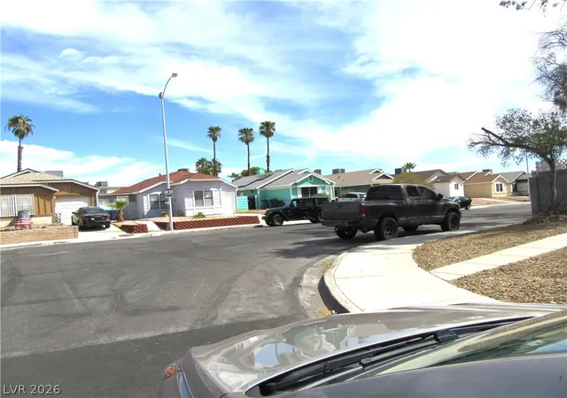 Photo 3 of Sale Pending at 4406 Hawthorne Way, Las Vegas, NV 89147 | MLS# 2820418 | Listing updated on 2026-10-07