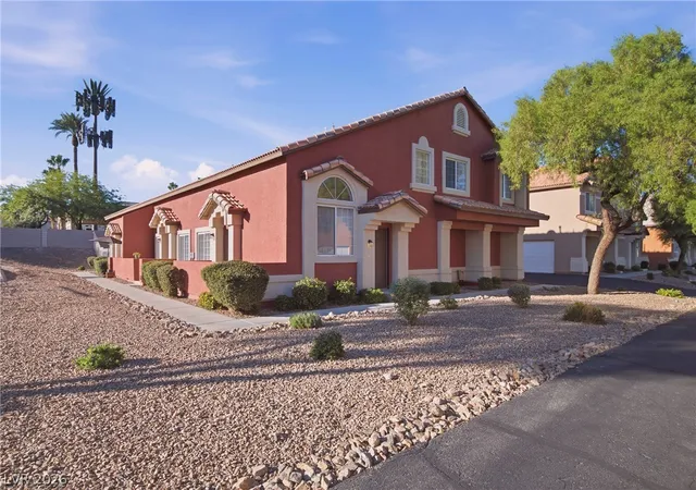 Photo 2 of Multi family home for sale at 2977 Duxbury Dr, Henderson, NV 89052 | MLS# 2820543 | Listing updated on 2026-10-08
