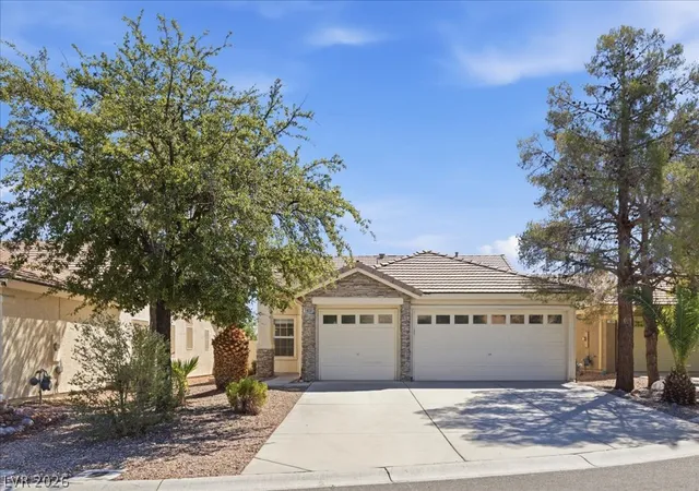 Photo 1 of Sale Pending at 1808 Lyell Cyn Ln, Las Vegas, NV 89134 | MLS# 2821054 | Listing updated on 2026-10-06