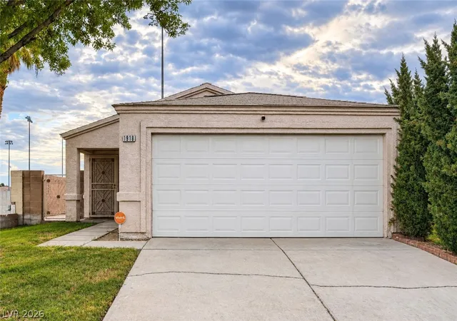 Photo 1 of Single family home for sale at 1918 Nw King Hl St, Las Vegas, NV 89106 | MLS# 2821649 | Listing updated on 2026-09-26