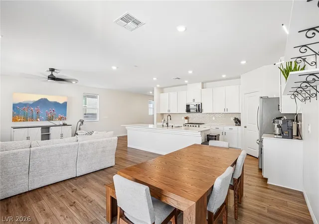 Photo 4 of Single family home for sale at 5937 Violet Crown St, North Las Vegas, NV 89081 | MLS# 2820895 | Listing updated on 2026-09-25
