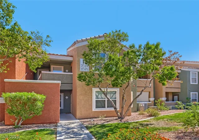 Photo 3 of Condo for sale at 8101 W Flamingo Rd #1074, Las Vegas, NV 89147 | MLS# 2821834 | Listing updated on 2026-10-02