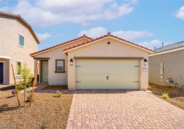 Photo 1 of Single family home for sale at 6724 Violet Cascade Ave, Las Vegas, NV 89156 | MLS# 2821922 | Listing updated on 2026-10-30