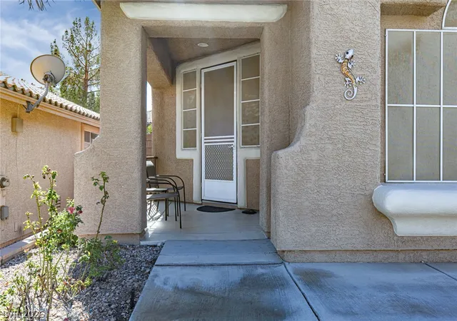 Photo 2 of Single family home for sale at 10713 Glen Ellyn Ct, Las Vegas, NV 89144 | MLS# 2821762 | Listing updated on 2026-10-28
