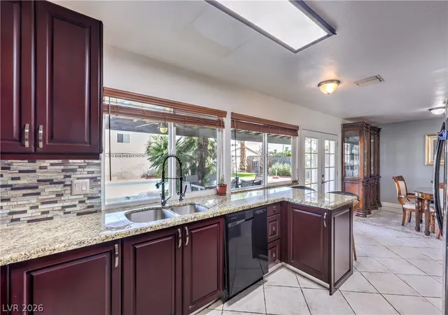 Photo 4 of Single family home for sale at 4816 Castle Rock Ct, Las Vegas, NV 89147 | MLS# 2821255 | Listing updated on 2026-09-28