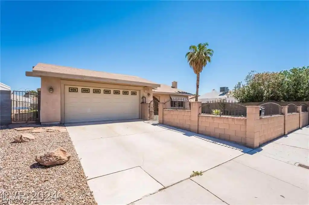 Photo 1 of Single family home for sale at 5206 Brentmead Dr, Las Vegas, NV 89120 | MLS# 2819750 | Listing updated on 2026-10-15