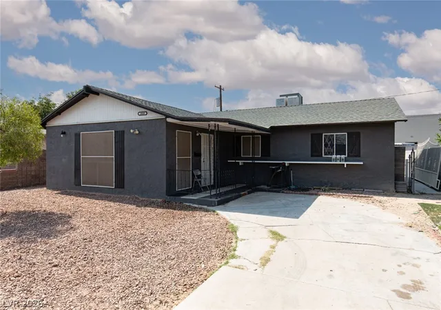 Photo 1 of Single family home for sale at 3040 Holly Hl Ave, Las Vegas, NV 89104 | MLS# 2822137 | Listing updated on 2026-09-29
