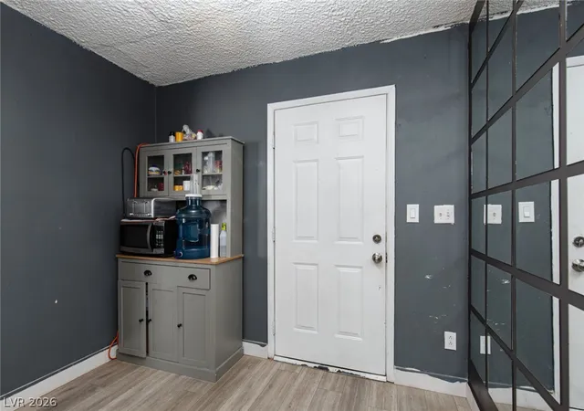 Photo 3 of Single family home for sale at 3040 Holly Hl Ave, Las Vegas, NV 89104 | MLS# 2822137 | Listing updated on 2026-09-29