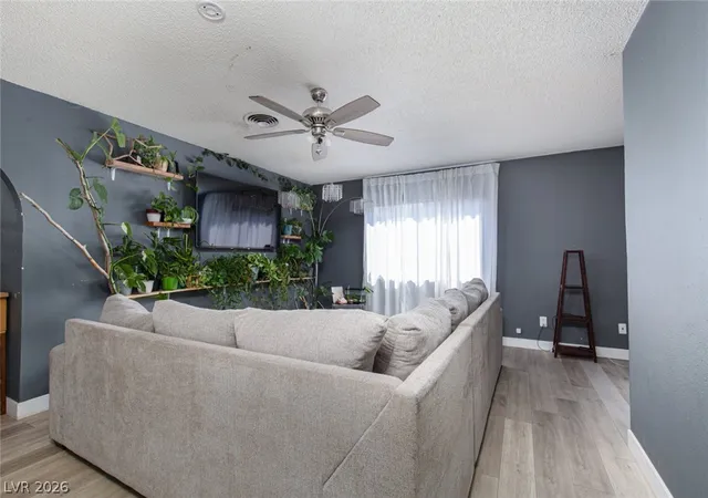 Photo 4 of Single family home for sale at 3040 Holly Hl Ave, Las Vegas, NV 89104 | MLS# 2822137 | Listing updated on 2026-09-29
