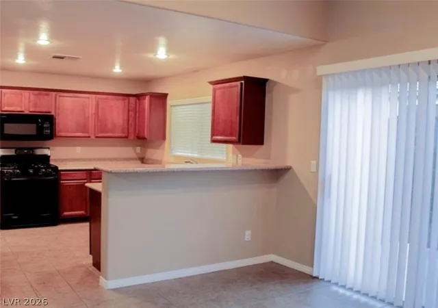 Photo 4 of Single family home for sale at 6820 Sweet Pecan St, Las Vegas, NV 89149 | MLS# 2822042 | Listing updated on 2026-09-29