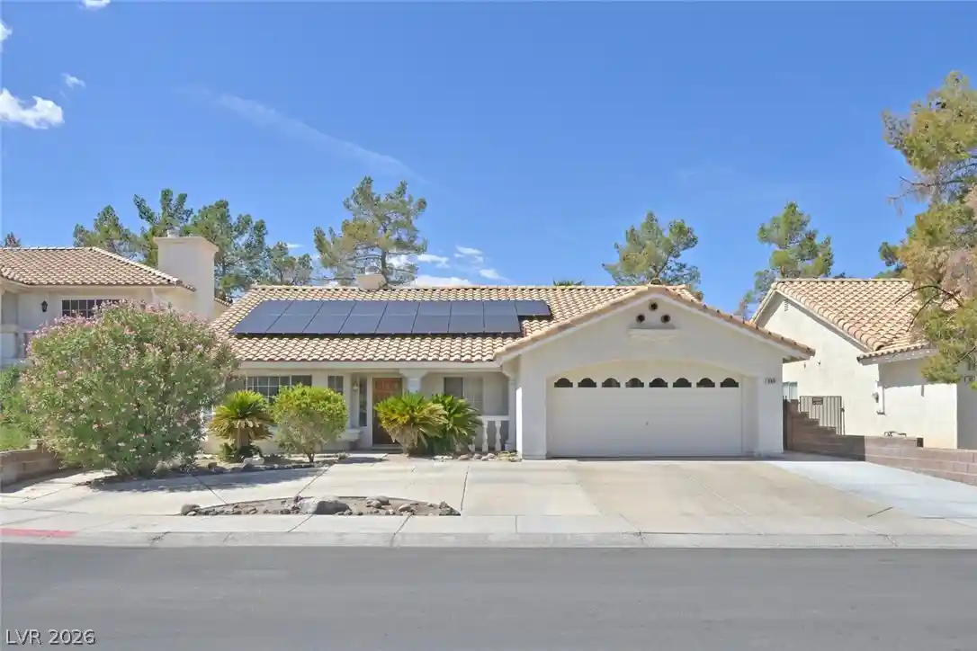 Single family home for sale at 805 Stillwater Ln, Henderson, NV 89014 | MLS# 2820991