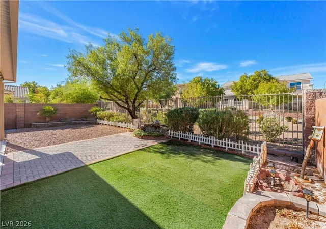 Photo 4 of Single family home for sale at 7109 Weavers Pl, North Las Vegas, NV 89084 | MLS# 2822340 | Listing updated on 2026-09-29